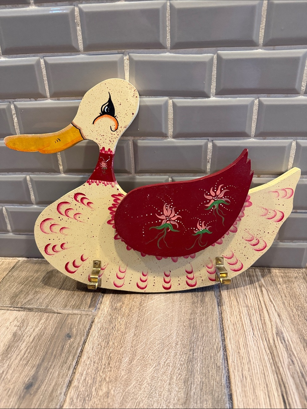 Handpainted Decorative Duck Hook Rack in Cream and Red
